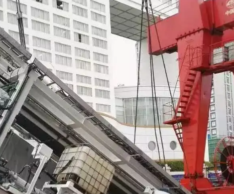 大型設(shè)備吊裝