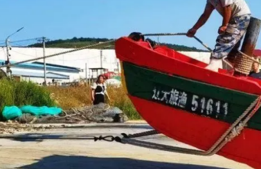 電動卷揚機成為柏嵐子漁港開海盛況的得力助手